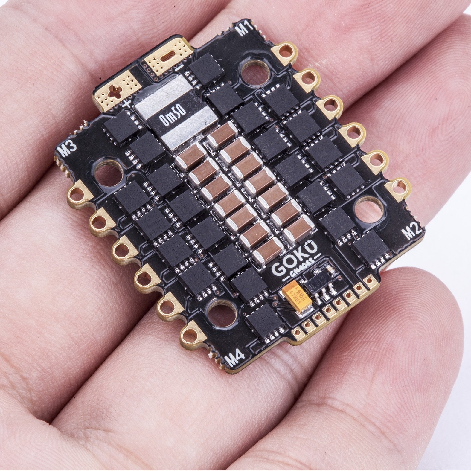 FlyWoo GOKU 406S ESC 4in1 40A BLheli_32 2-6S 20x20