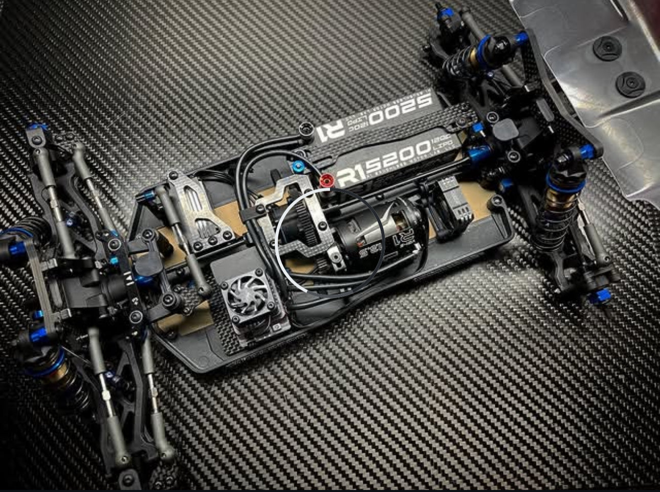 Wallie Builds Build Services 1/10 4WD servizio rebuild automodello