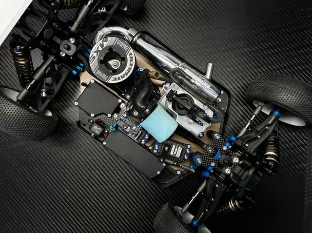 Wallie Builds 1/8 Nitro Re-Build Service servizio revisione nitro