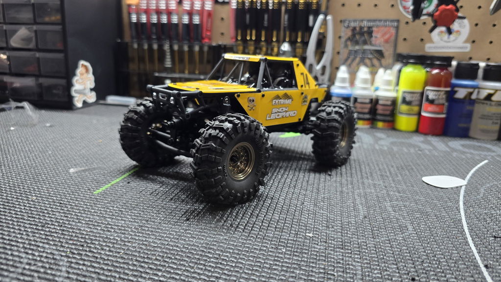 UDI RC UCX2405PRO Rock Crawler 1/24 4WD Brushless Giallo