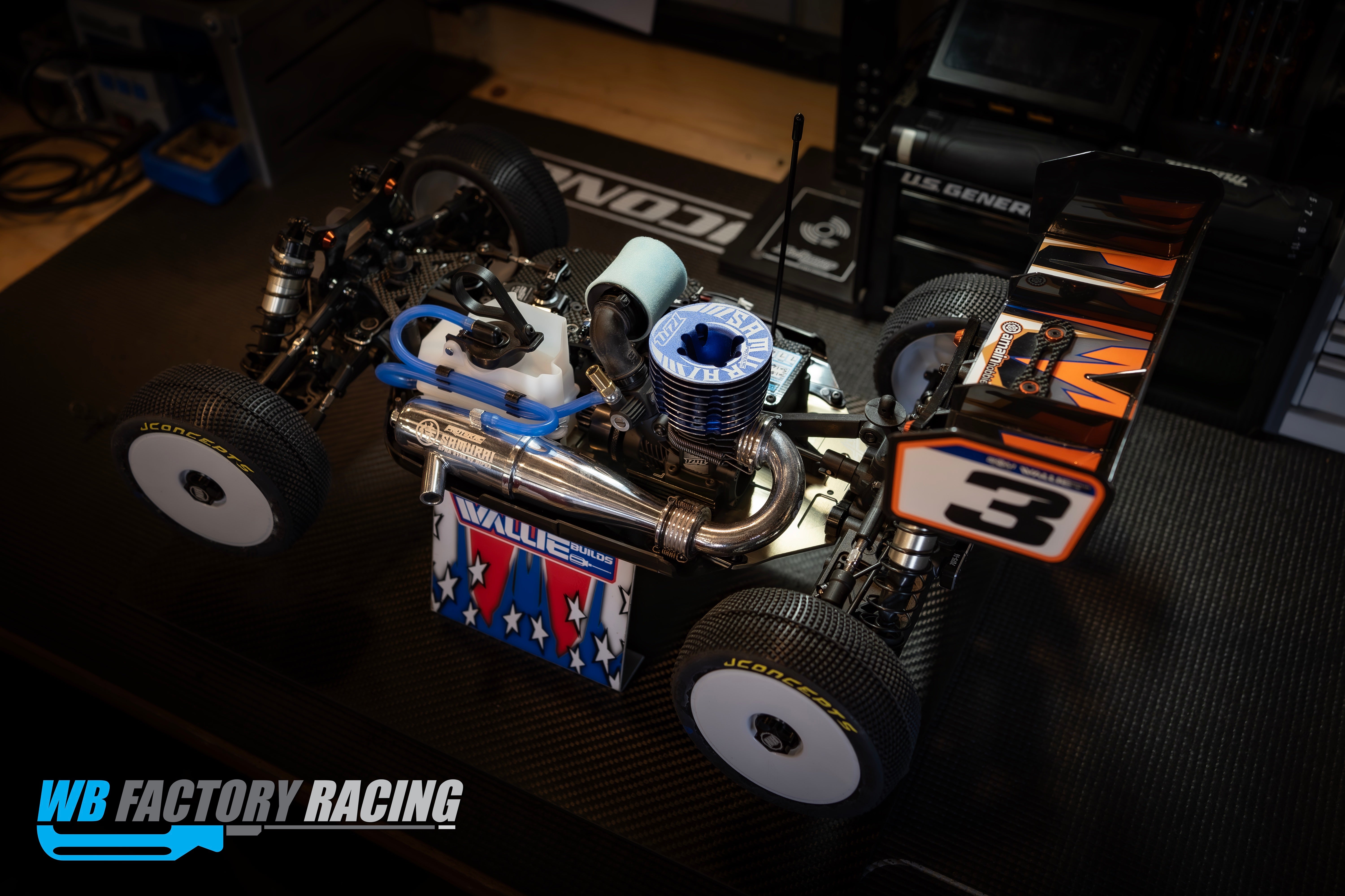 Wallie Builds Hong Nor X5B Factory Works buggy nitro 1/8 blu